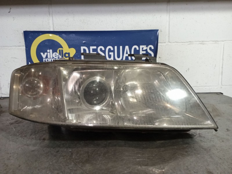 Recambio de faro derecho para audi a6 2.5 tdi quattro referencia OEM IAM   