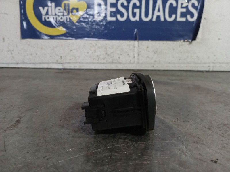 Recambio de mando luces para ford fiesta (ce1)  | 0.17 - ...  | 0.17 - ... referencia OEM IAM 1033718201  