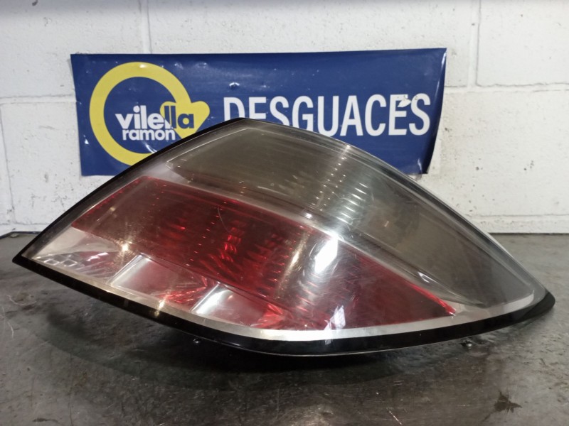 Recambio de piloto trasero derecho para opel astra gtc 1.7 16v cdti referencia OEM IAM   