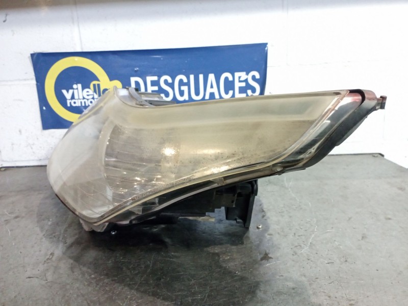 Recambio de faro izquierdo para citroen c4 1.6 hdi 110 fp vts referencia OEM IAM   