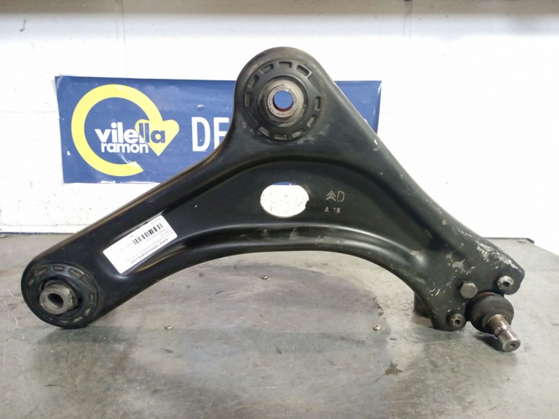 Recambio de brazo suspension inferior delantero derecho para citroen c3 1.4 collection referencia OEM IAM   