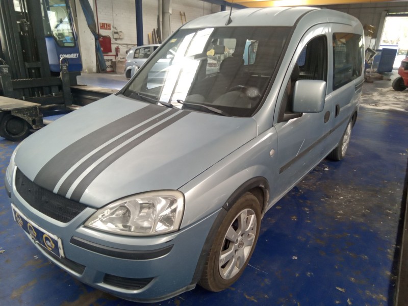 opel combo (corsa c) del año 2005