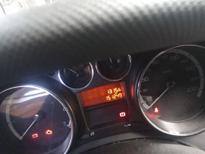 peugeot 308 del año 2010
