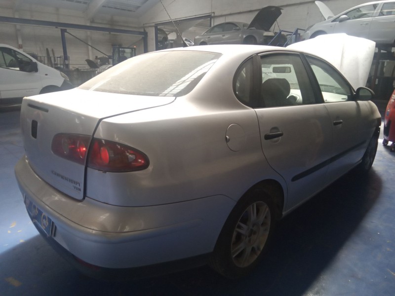 seat cordoba berlina (6l2) del año 2005