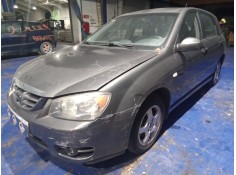 kia cerato del año 2005 2