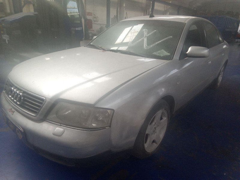 audi a6 berlina (4b2) del año 2001