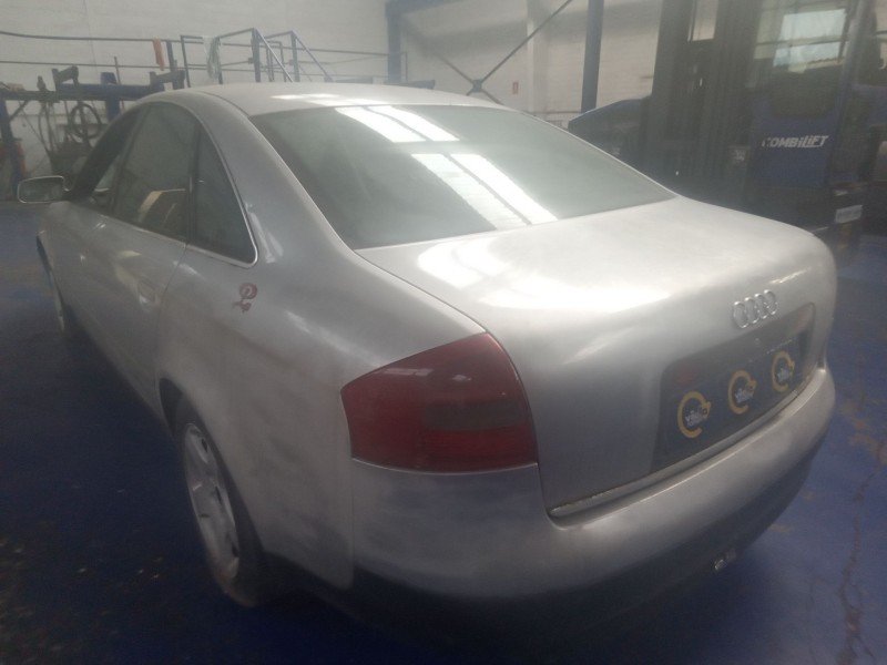 audi a6 berlina (4b2) del año 2001