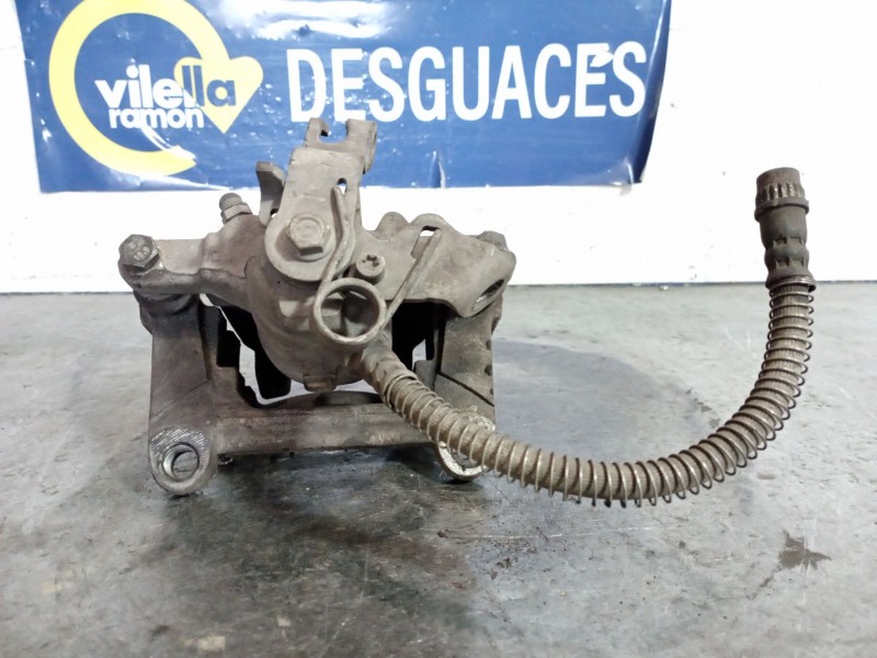 Recambio de pinza freno trasera derecha para renault trafic (desde 5.89) 2.0 referencia OEM IAM   