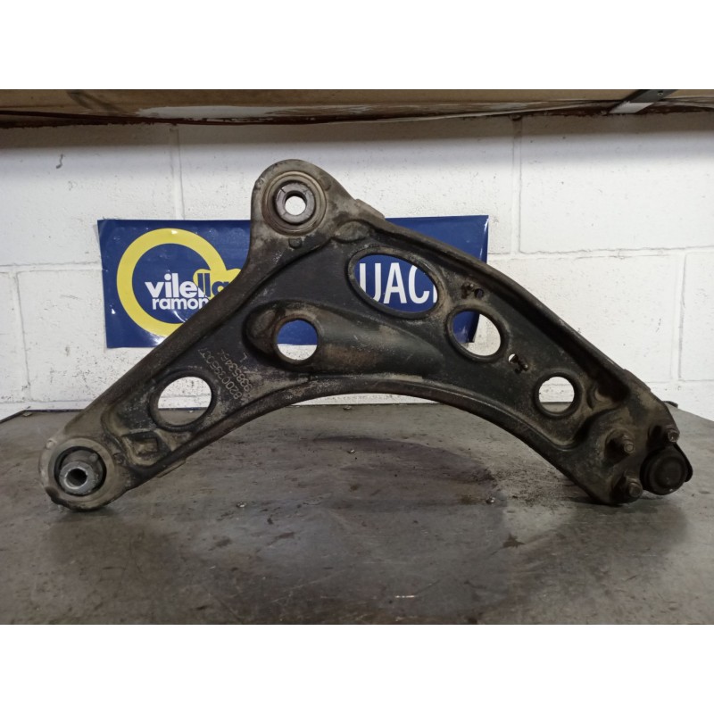 Recambio de brazo suspension inferior delantero izquierdo para renault trafic (desde 5.89) 2.0 referencia OEM IAM   
