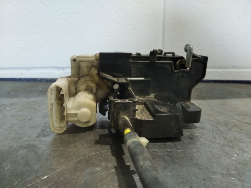 Recambio de cerradura puerta delantera derecha para fiat doblo cargo (223)  | 0.01 - ...  | 0.01 - ... referencia OEM IAM   