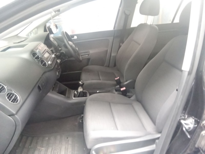 volkswagen golf plus (5m1) del año 2004