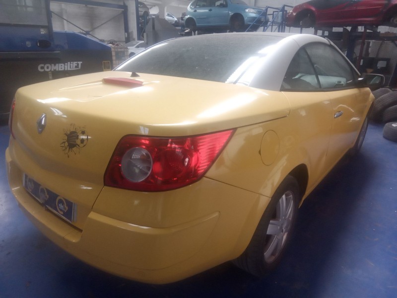 renault megane ii coupe/cabrio  | 0.03 - ... del año 2005