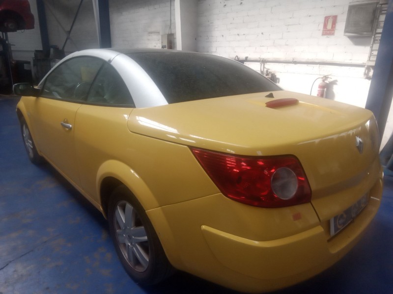 renault megane ii coupe/cabrio  | 0.03 - ... del año 2005