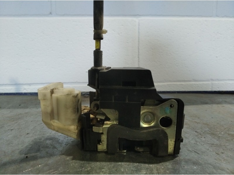 Recambio de cerradura puerta delantera derecha para fiat doblo cargo (223)  | 0.01 - ...  | 0.01 - ... referencia OEM IAM   