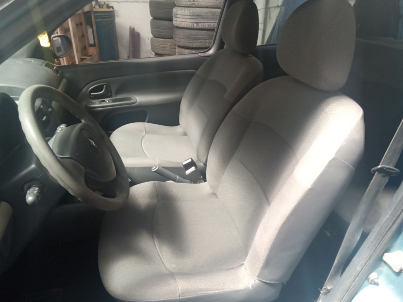 renault clio ii fase ii (b/cb0) del año 2005