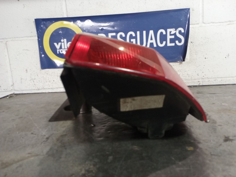 Recambio de piloto trasero derecho para renault scenic ii referencia OEM IAM   