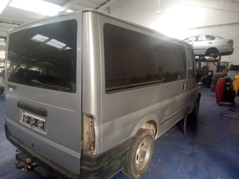 ford transit caja cerrada, corta (fy) del año 2000