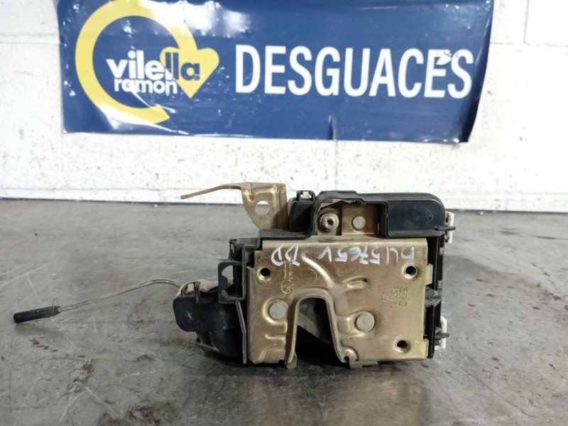 Recambio de cerradura puerta delantera derecha para seat ibiza (6k) 1.4 i referencia OEM IAM   