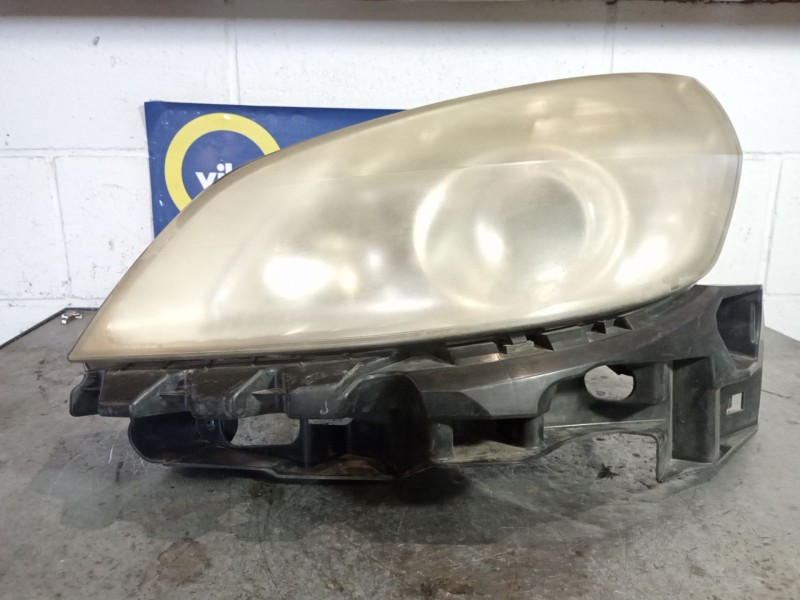 Recambio de faro izquierdo para renault scenic ii grand dynamique referencia OEM IAM   