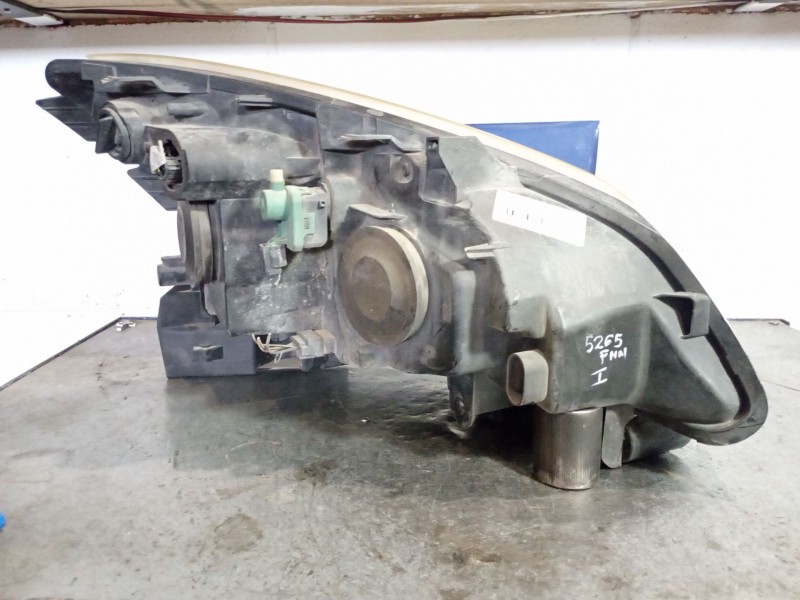 Recambio de faro izquierdo para renault scenic ii grand dynamique referencia OEM IAM   