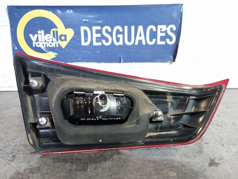 Recambio de piloto porton derecho para mitsubishi asx (ga0w)  | 0.10 - ...  | 0.10 - ... referencia OEM IAM   