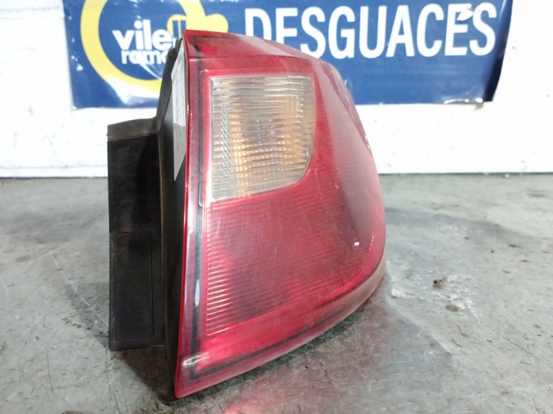 Recambio de piloto trasero derecho para seat ibiza (6j5) 1.6 tdi | 0.08 - ... 1.6 tdi | 0.08 - ... referencia OEM IAM   