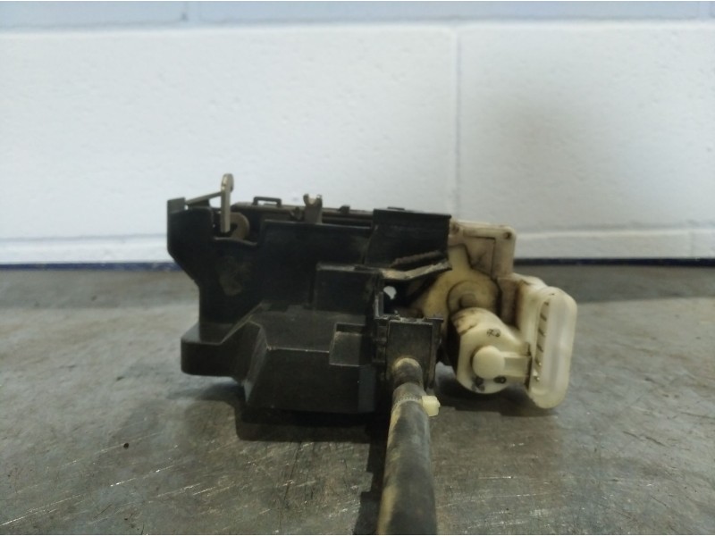 Recambio de cerradura puerta delantera izquierda para fiat doblo cargo (223)  | 0.01 - ...  | 0.01 - ... referencia OEM IAM   