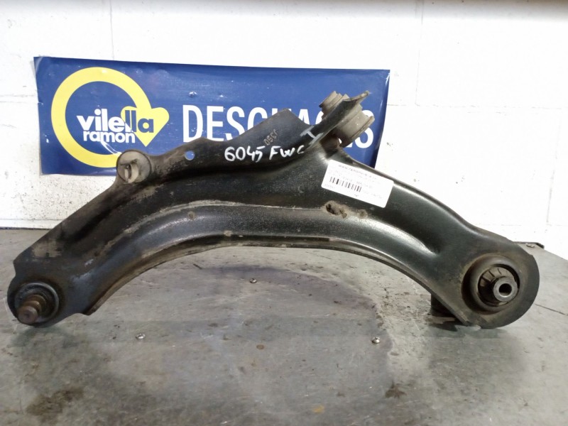 Recambio de brazo suspension inferior delantero izquierdo para renault megane ii berlina 5p  | 0.00 - ...  | 0.00 - ... referenc