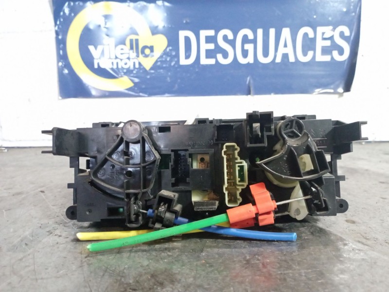 Recambio de mando calefaccion aire acondicionado para peugeot 207 1.6 hdi referencia OEM IAM 69910004 N102080F1 