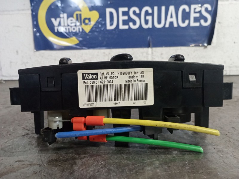 Recambio de mando calefaccion aire acondicionado para peugeot 207 1.6 hdi referencia OEM IAM 69910004 N102080F1 