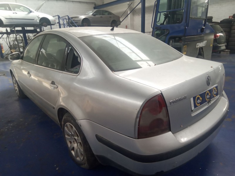 volkswagen passat berlina (3b3) del año 2001