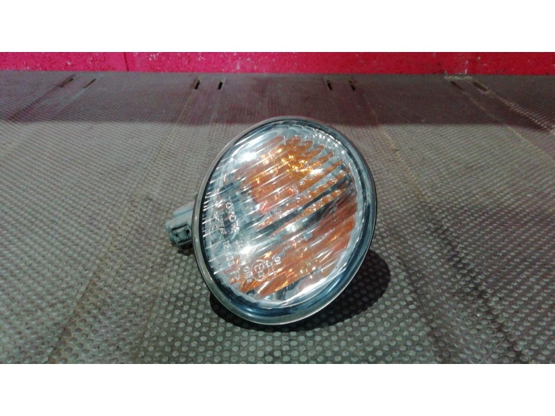 Recambio de piloto delantero derecho para toyota corolla (e11) referencia OEM IAM    Recambio de piloto delantero derecho para toyota corolla (e11) referencia OEM IAM