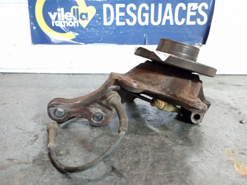 Recambio de mangueta delantera izquierda para renault kango referencia OEM IAM   