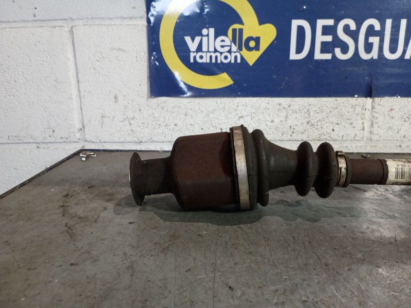 Recambio de transmision delantera derecha para renault kango referencia OEM IAM   