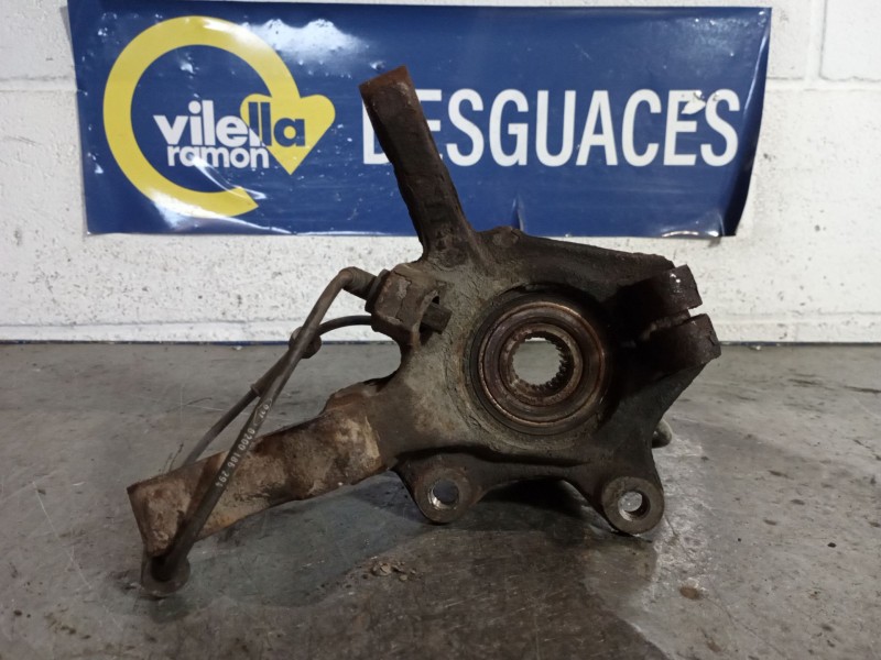 Recambio de mangueta delantera derecha para renault kango referencia OEM IAM   