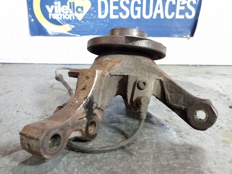 Recambio de mangueta delantera derecha para renault kango referencia OEM IAM   