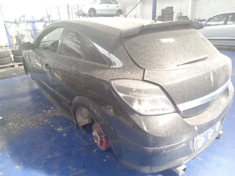 opel astra gtc del año 2008