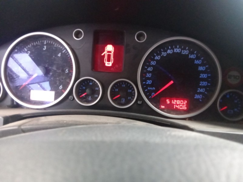 volkswagen touareg (7l6) del año 2004