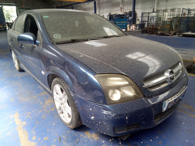 opel vectra c berlina del año 2005