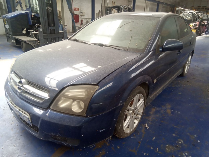 opel vectra c berlina del año 2005
