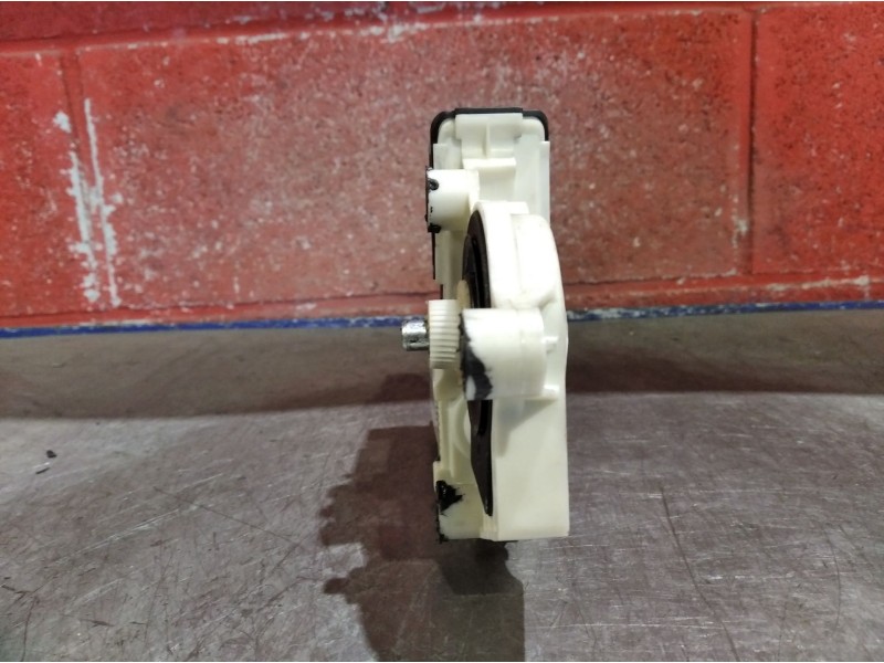 Recambio de motor elevalunas trasero izquierdo para volkswagen golf iv berlina (1j1) 1.9 tdi | 0.97 - ... 1.9 tdi | 0.97 - ... r