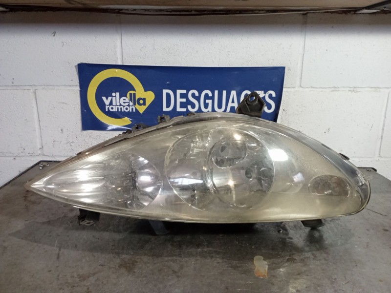 Recambio de faro derecho para peugeot 307 (s1) 2.0 hdi cat referencia OEM IAM   