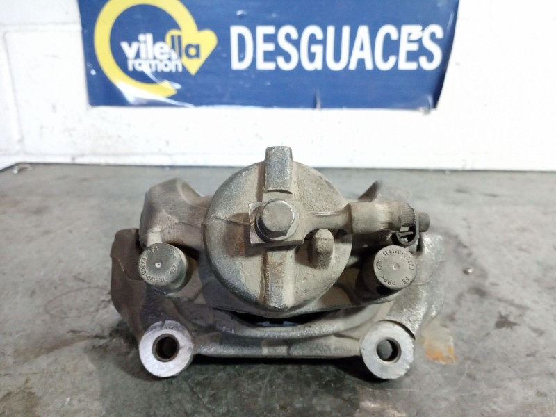 Recambio de pinza freno delantera derecha para opel vectra c berlina 1.9 cdti referencia OEM IAM   
