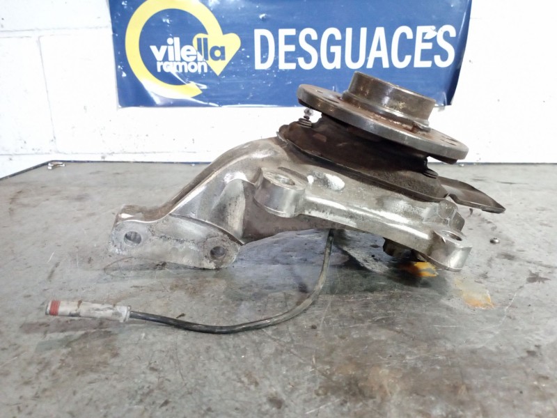 Recambio de mangueta delantera izquierda para opel vectra c berlina 1.9 cdti referencia OEM IAM   