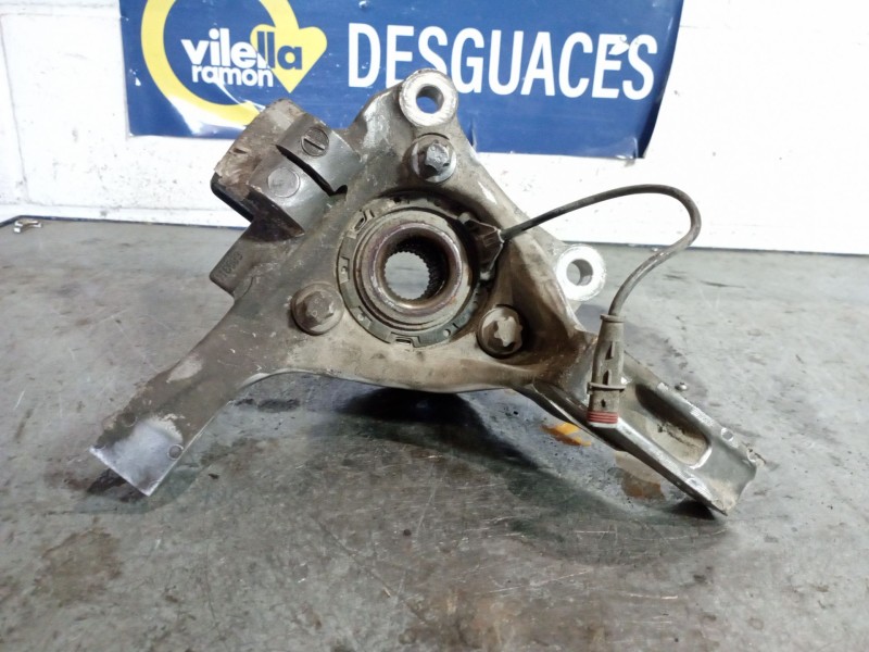 Recambio de mangueta delantera derecha para opel vectra c berlina 1.9 cdti referencia OEM IAM   
