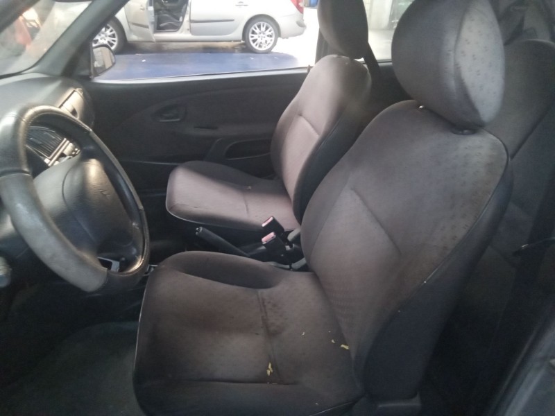 citroen saxo del año 2000
