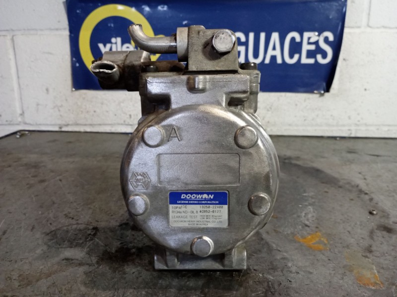 Recambio de compresor aire acondicionado para kia sorento 2.4 16v cat referencia OEM IAM 1325022400 4C0520127 
