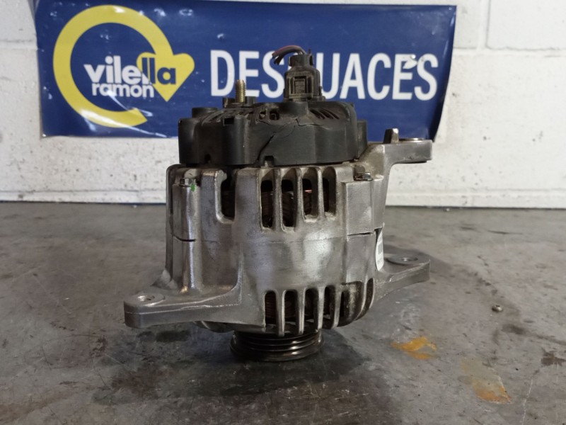 Recambio de alternador para kia sorento 2.4 16v cat referencia OEM IAM A0002655009 3730038400 13.5V 110A
