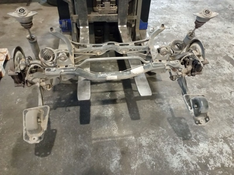 Recambio de puente trasero para volkswagen touran (1t1) 2.0 tdi referencia OEM IAM   