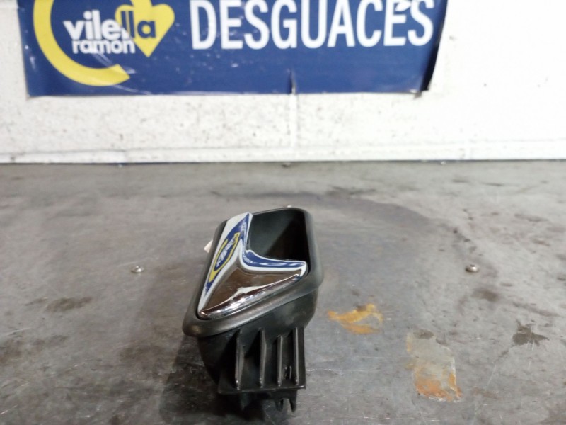 Recambio de maneta interior delantera derecha para volkswagen touran (1t1) 2.0 tdi referencia OEM IAM   
